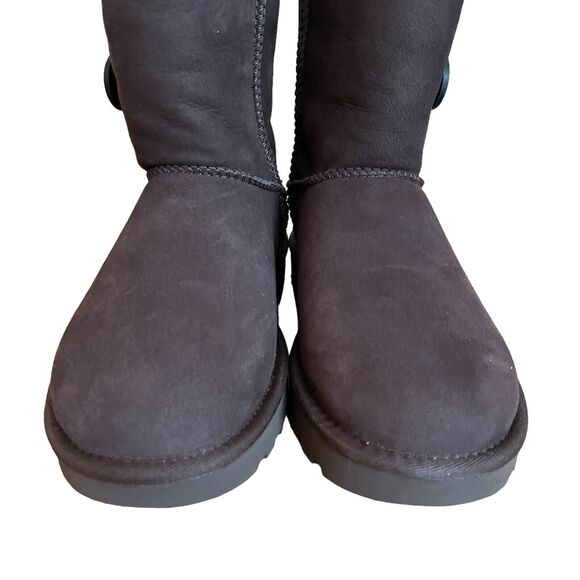 UGG Bailey Button Triplet II Boots Size 5 Chocolate Brown 1016227 - Picture 3 of 6